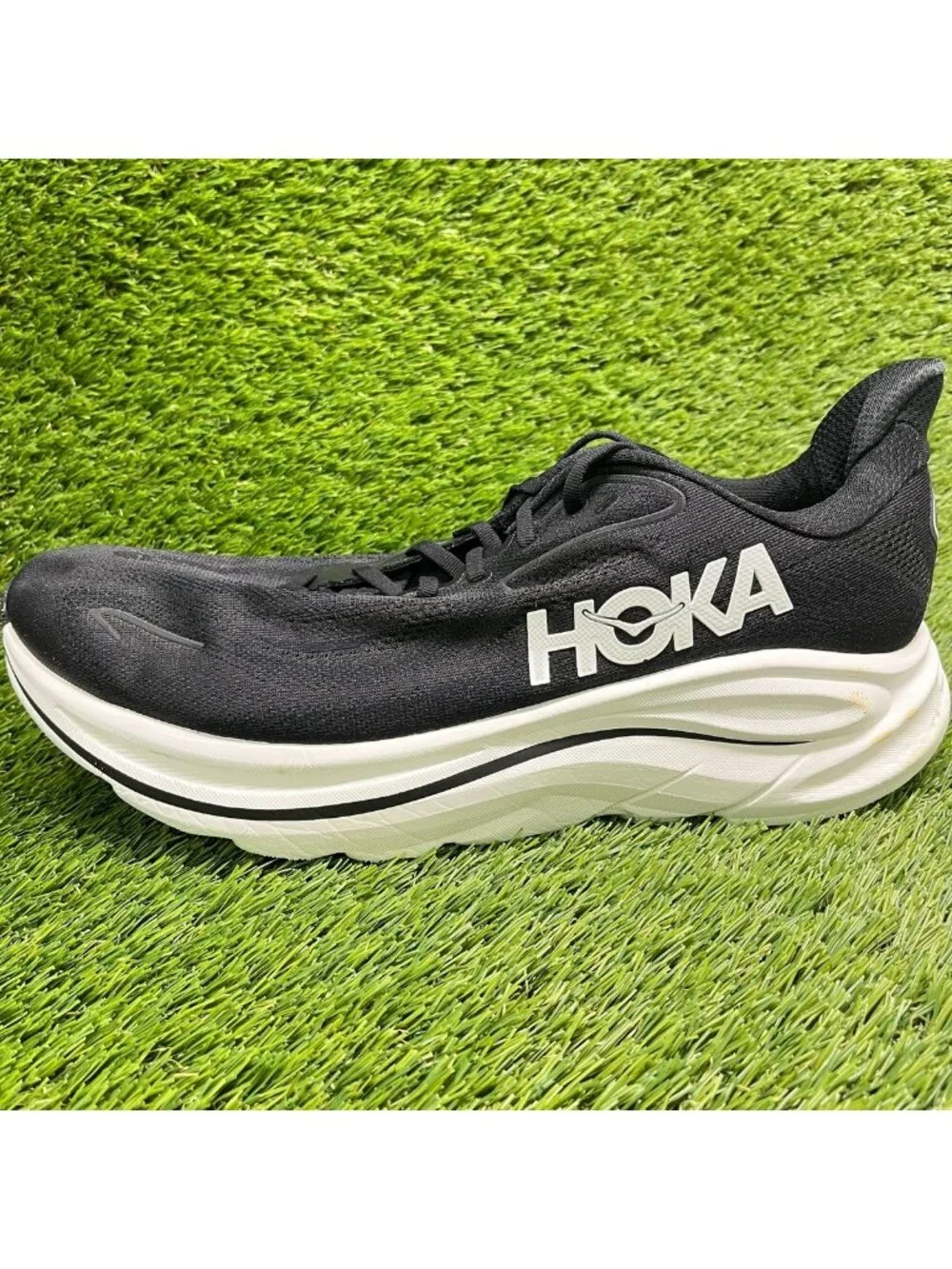 Hoka One One Clifton 10 Mens Size 12.5EE Black Athletic Running Shoes Sneakers